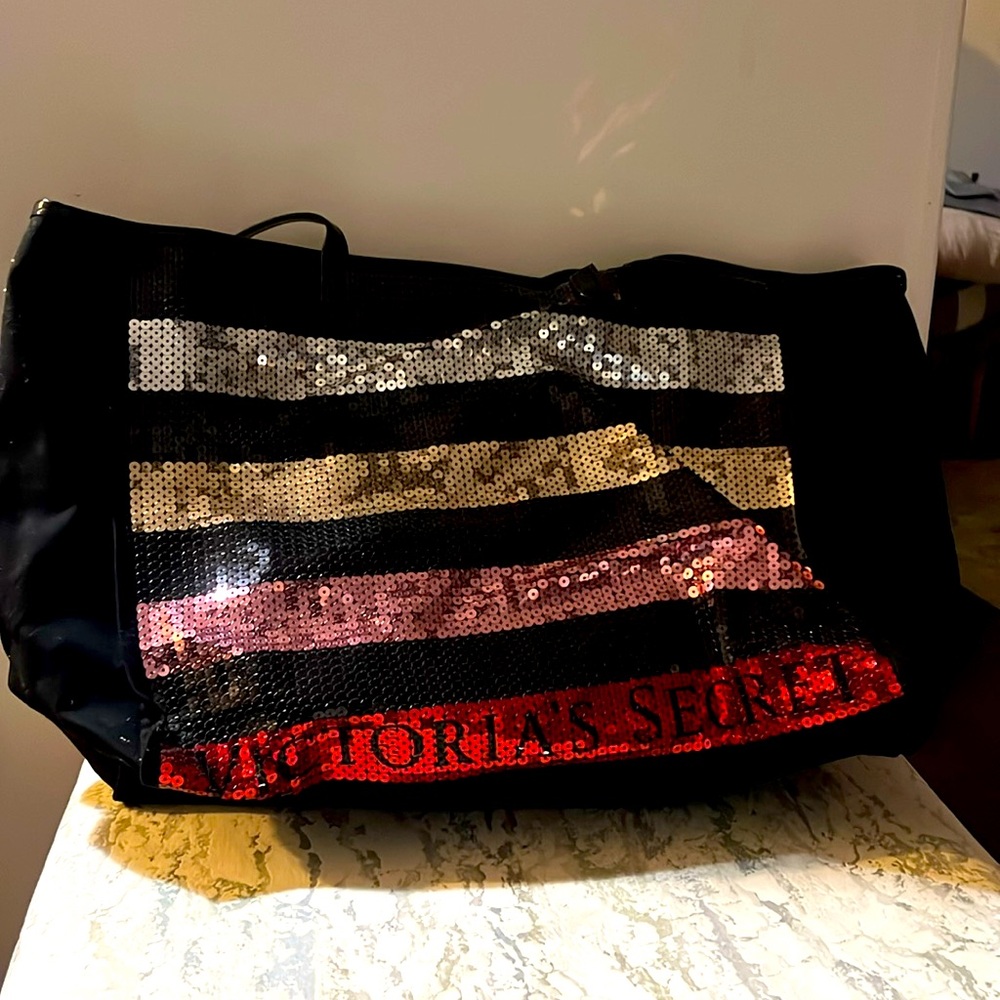 Victoria’s Secret tote duffel bag